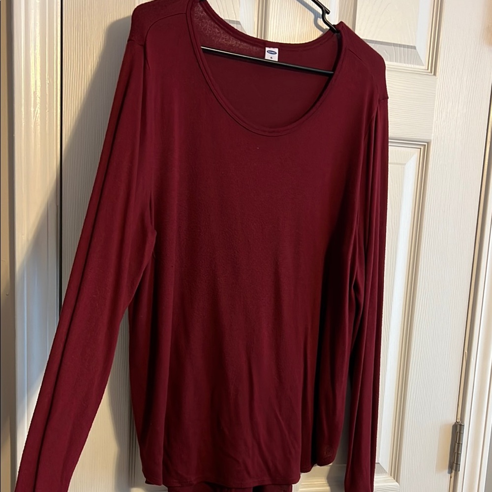 Women's Burgundy Long Sleeve Top